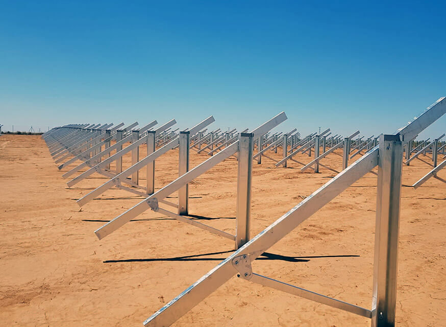 Imagen Estructuras instalación fotovoltaica FCC - Ruano energía