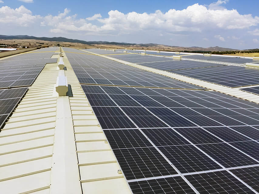 Imagen instalación solar fotovoltaica Equipe Cerámicas - Ruano energía